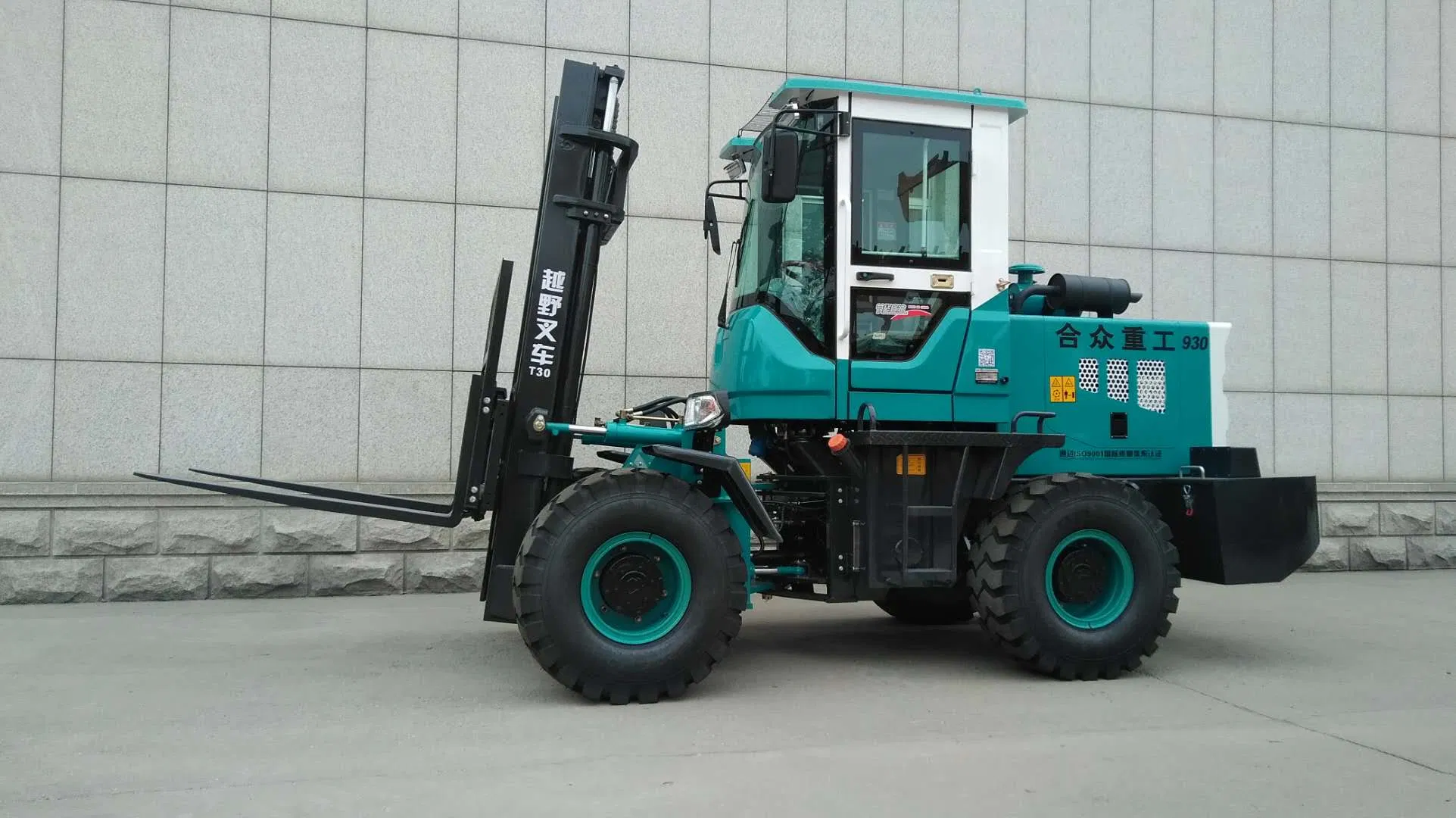 3 Tonnen Diesel-Geländestapler von Qdhz