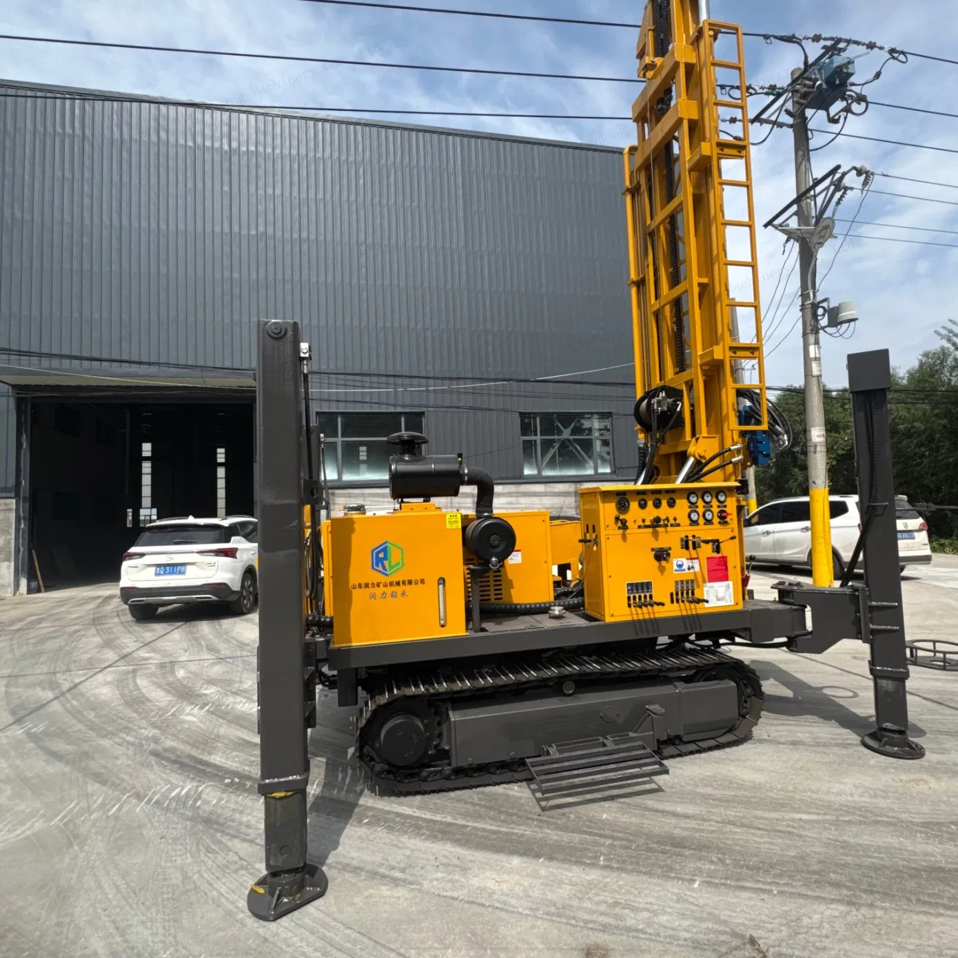 350m/400m/450m/500m Tracked Hydraulic and Pneumatic Drilling Rig, Mud Pump Drilling Rig, Top Drive Rotary Drilling Rig, Borehole Water Well Drilling Machine