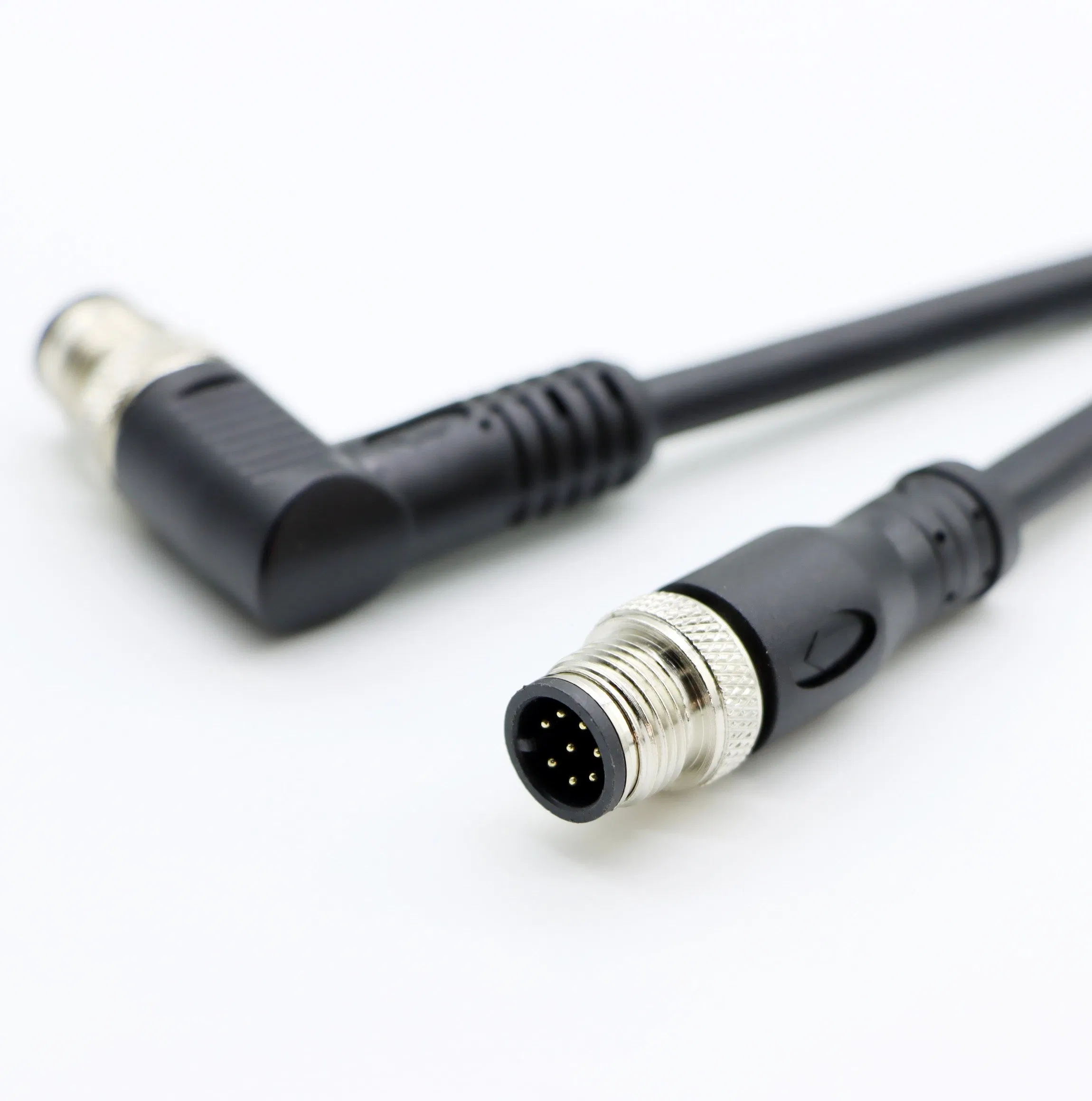 Conector en ángulo recto M12 macho premium para un blindaje EMI mejorado