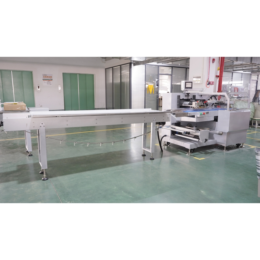 Automatic Servo Horizontal Flow Packing Machine for Bakery, Chocolate, Biscuit, Mask, Noodle