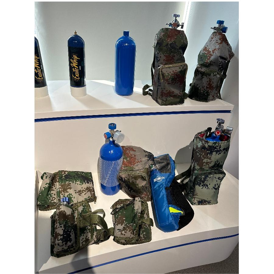 Medical Grade Oxygen Cylinder, Certified for Safe Hospital Use