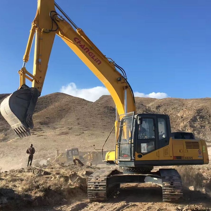 22-Ton Heavy Duty Crawler Excavator for Complex Terrain Construction
