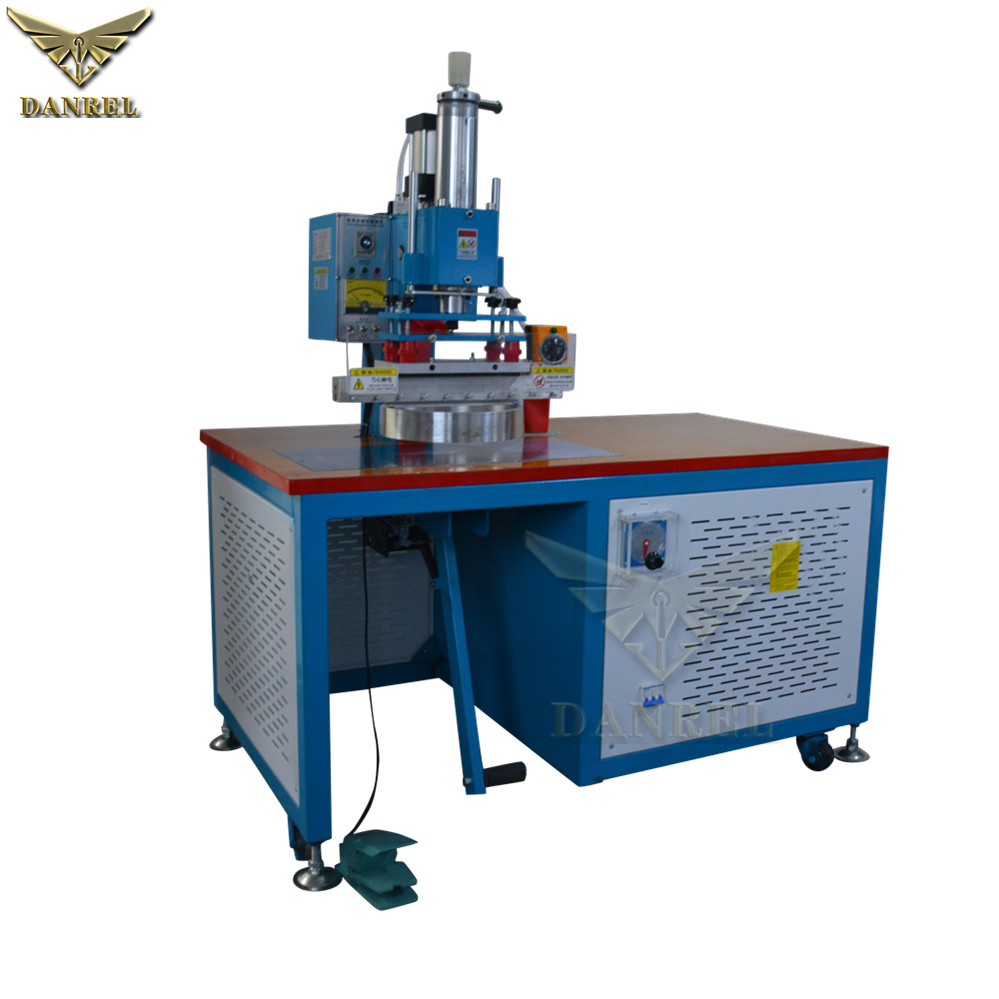 5kW Foot Pedal Vinyl Heat Sealing Machine RF PVC Welder