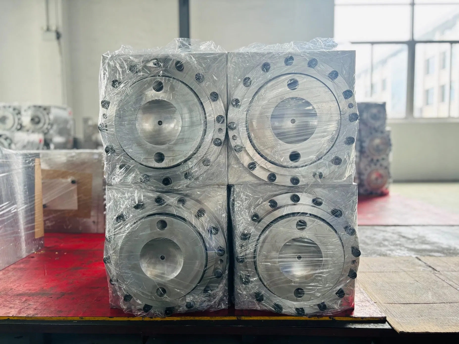 High Precision Custom Hydraulic Cylinder for Press Brake and Shearing Machine 40T to 800T