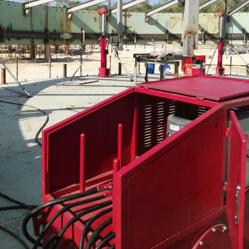 Tank Lifting Hydraulic Jack System, Tank Building Hydraulic Jacking System with PLC Control Box, Three-Stage Synchronous Function Hydraulic Jacks in Stock