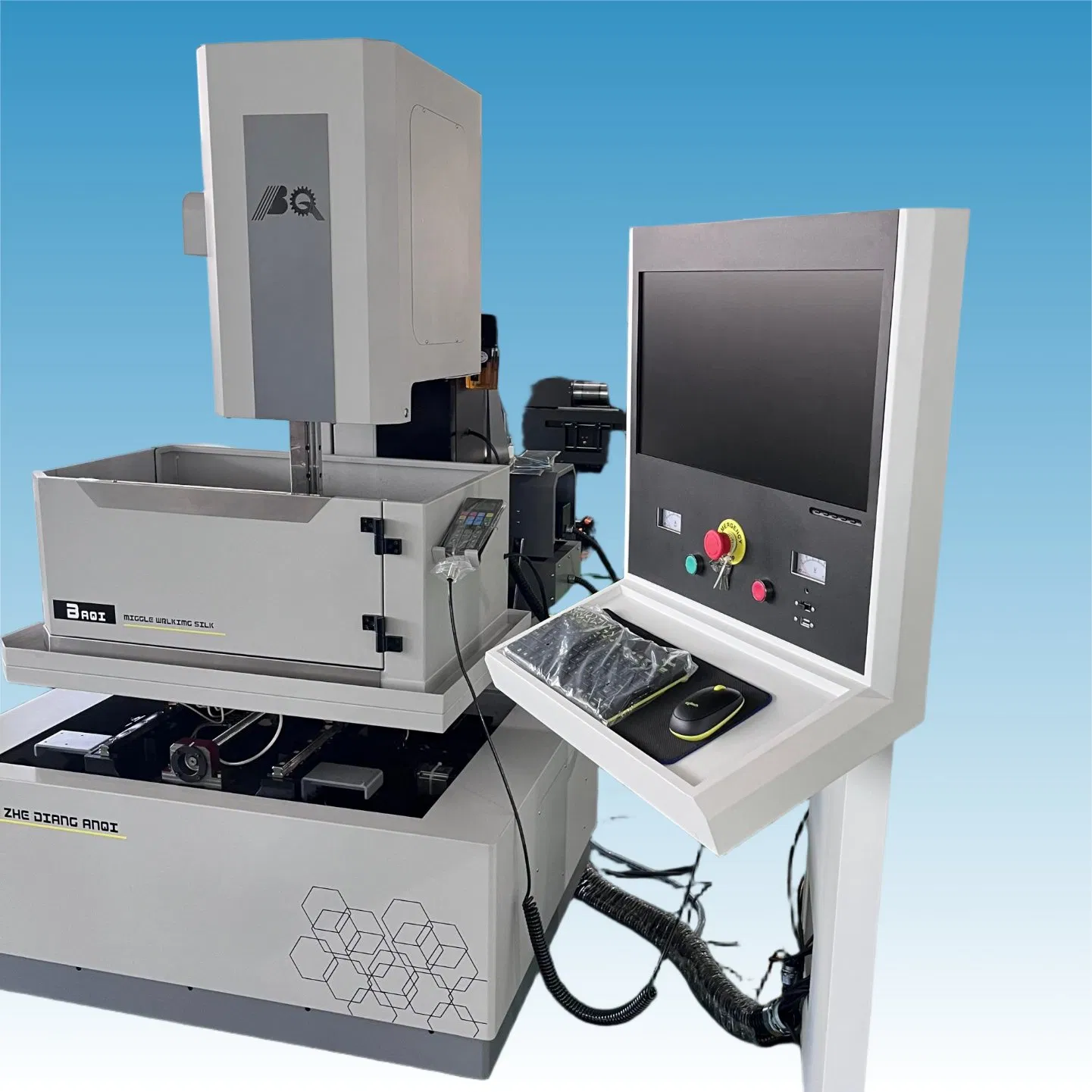 Great Bq400 Medium-Speed Wire Cut EDM Machine for Processing