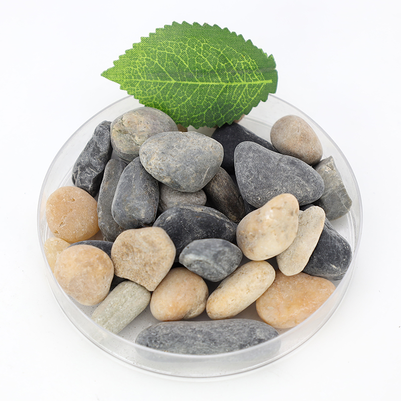 Durable Colored Pebble for Water Treatment and Aquarium Decoration