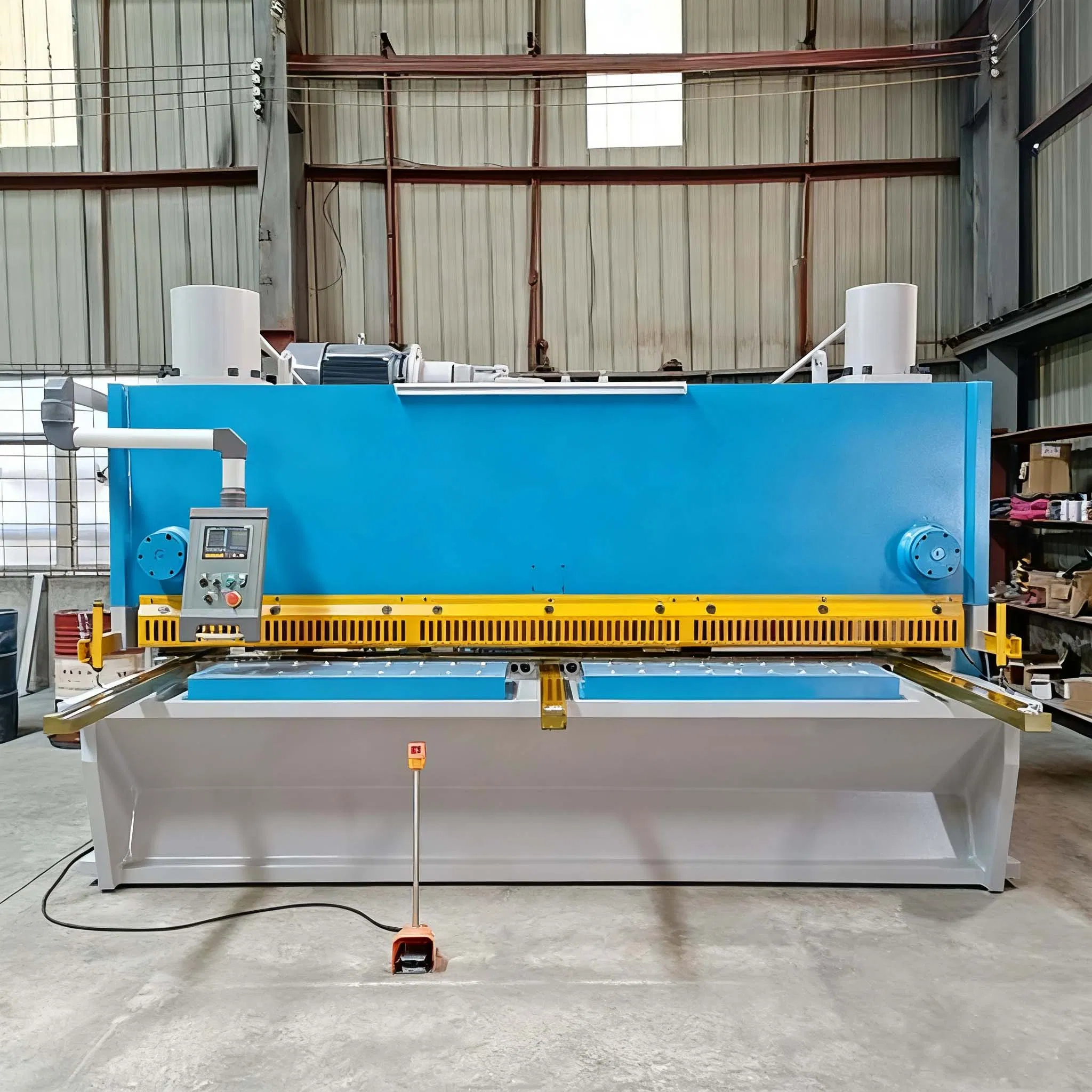 QC11K-6*2500 Hydraulic Shearing Machine Guillotine Metal Plate Cutting Machine E21s CNC Shearing Machine