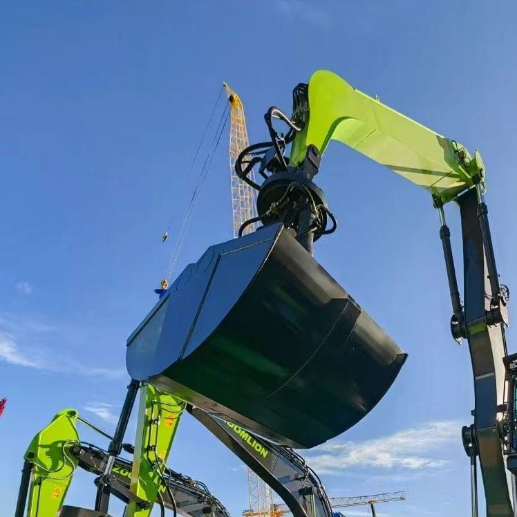 Durable Excavator Grab Attachment for Efficient Scrap Handling