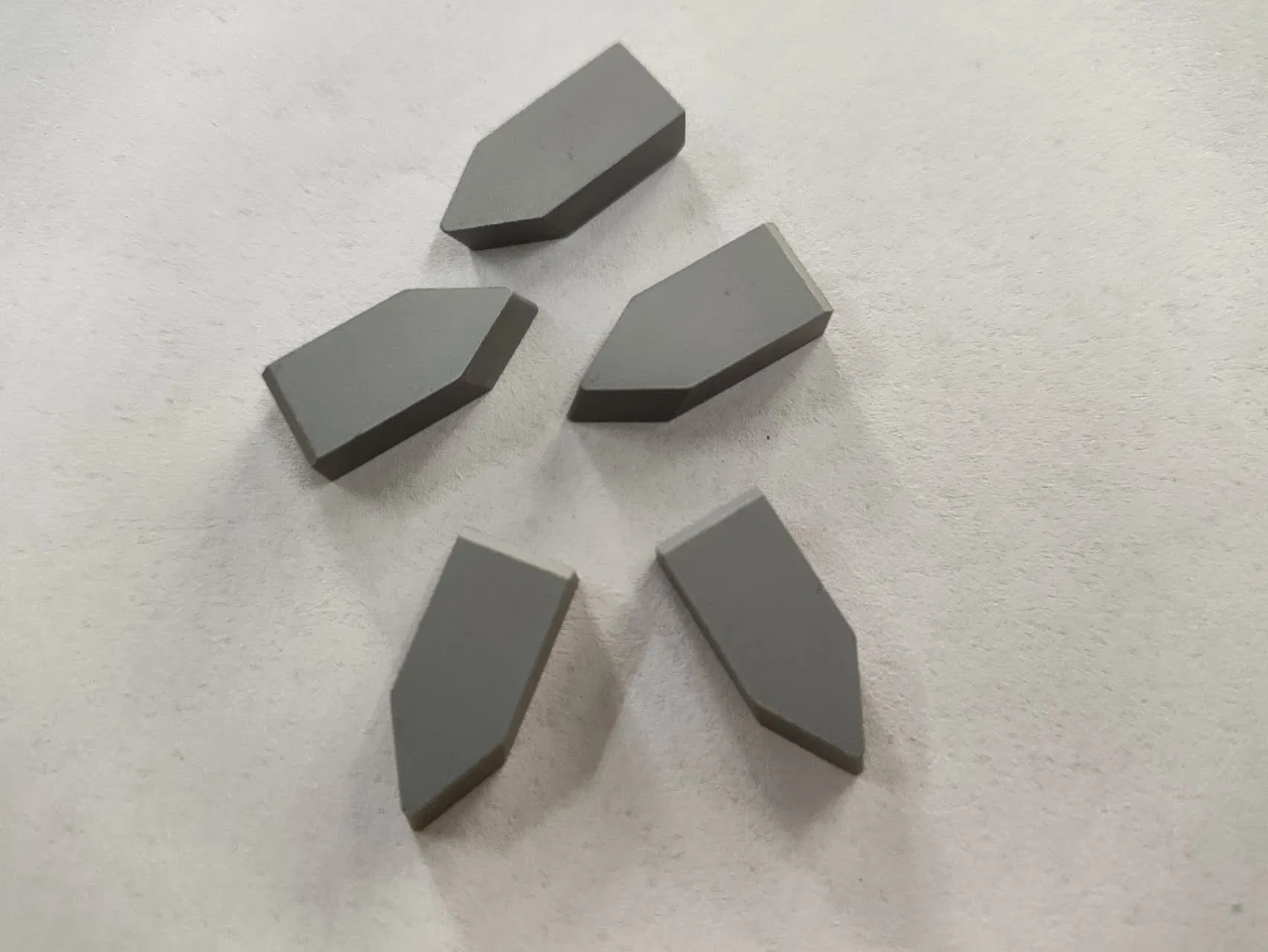 YG6 Tungsten Virgin Material Welding Cutting Parts Carbide Brazed Tips