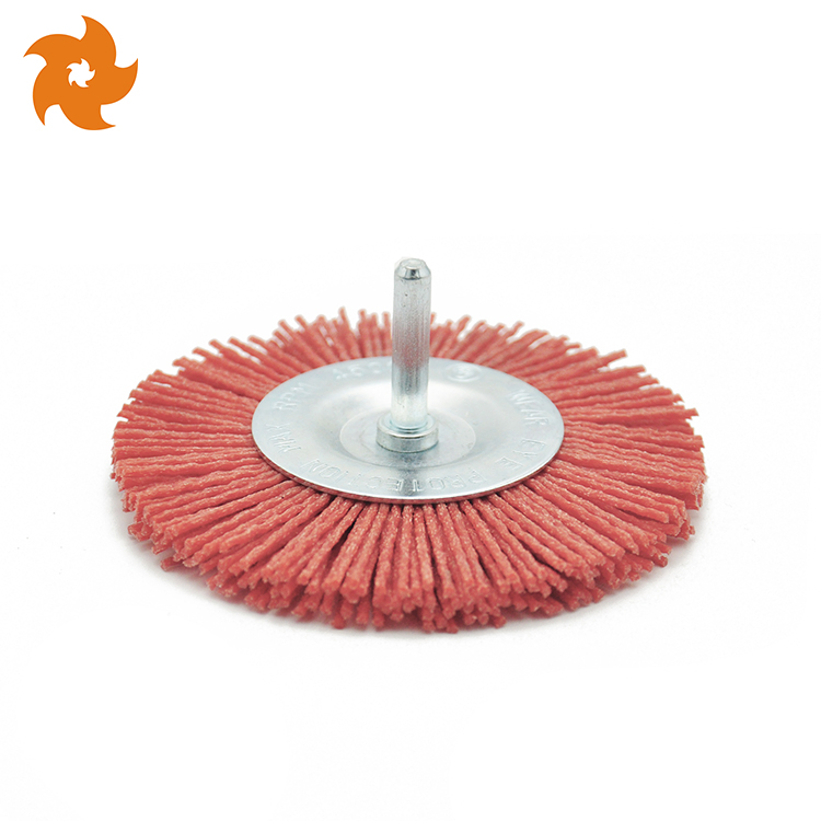 Disque brosse en nylon abrasif durable avec tige pour applications de meulage de précision
