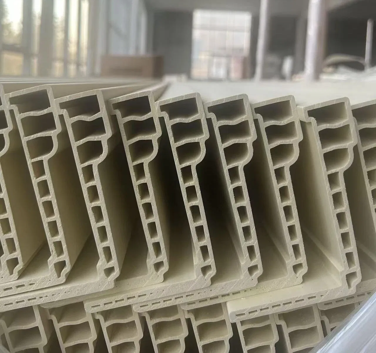 Cadre de porte WPC intérieur résistant aux intempéries pour la décoration d'hôtel