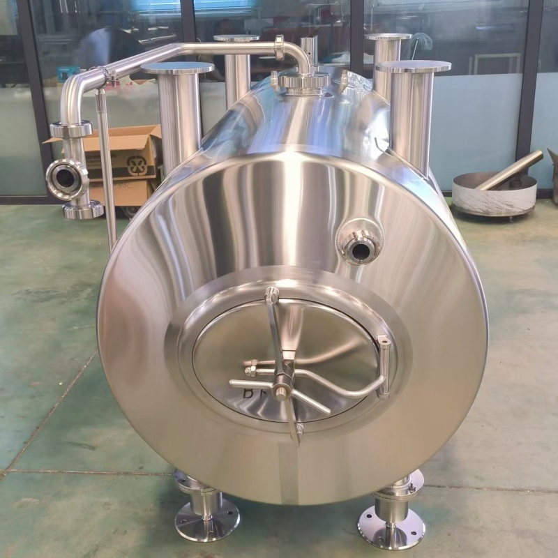 Tanque de almacenamiento de cerveza horizontal apilable de acero inoxidable