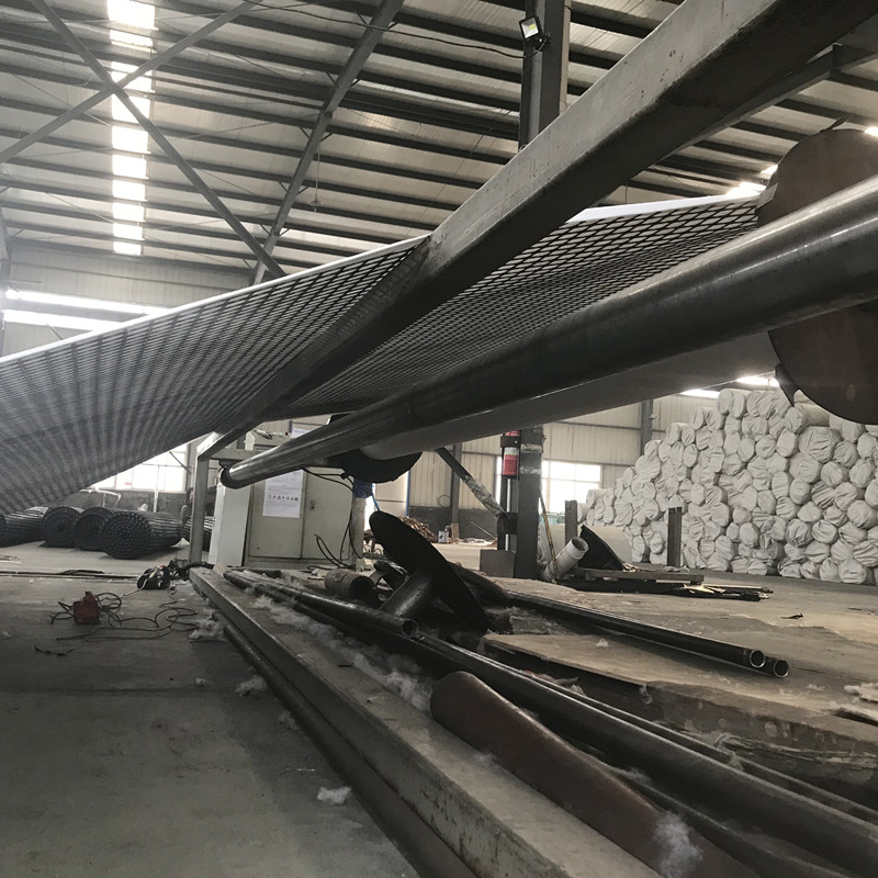 Polypropylene PP Biaxial Geogrid PP Triaxial Geogrid Heated Bonded to Pet Continuous Filament Nonwoven Geotextile Pet PP Staple Fiber Nonwoven Geotextile 150g