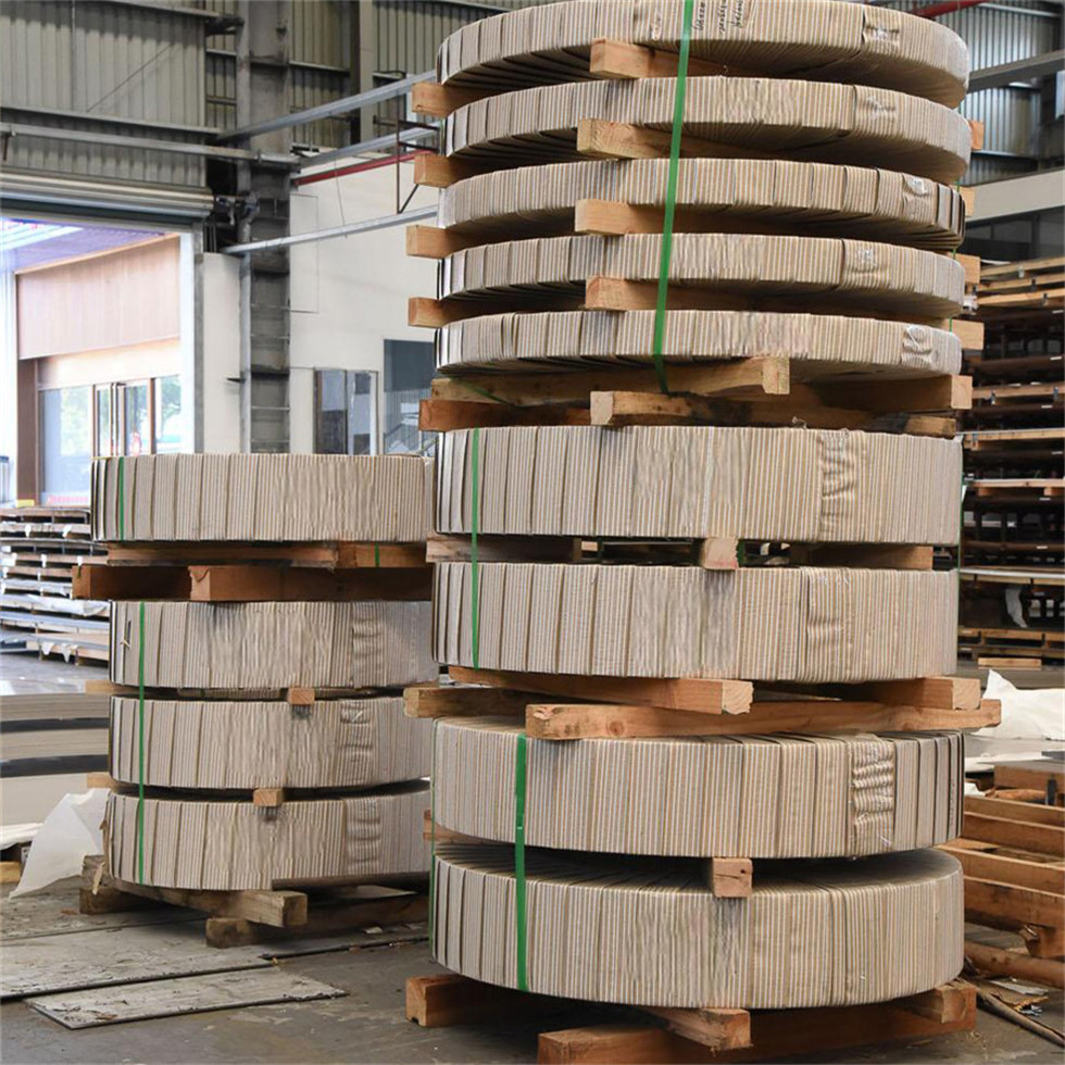 ASTM AISI En JIS GB 430 409L 201 304 316L 310S 2507 2205 904L 321 Nastro tagliato in acciaio inossidabile 304 ad alta tenacità Materiali da costruzione