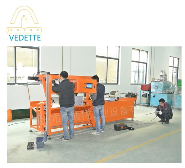 Machine à poinçonner les colliers de tuyaux en cuivre CNC avec chargement automatique du matériau