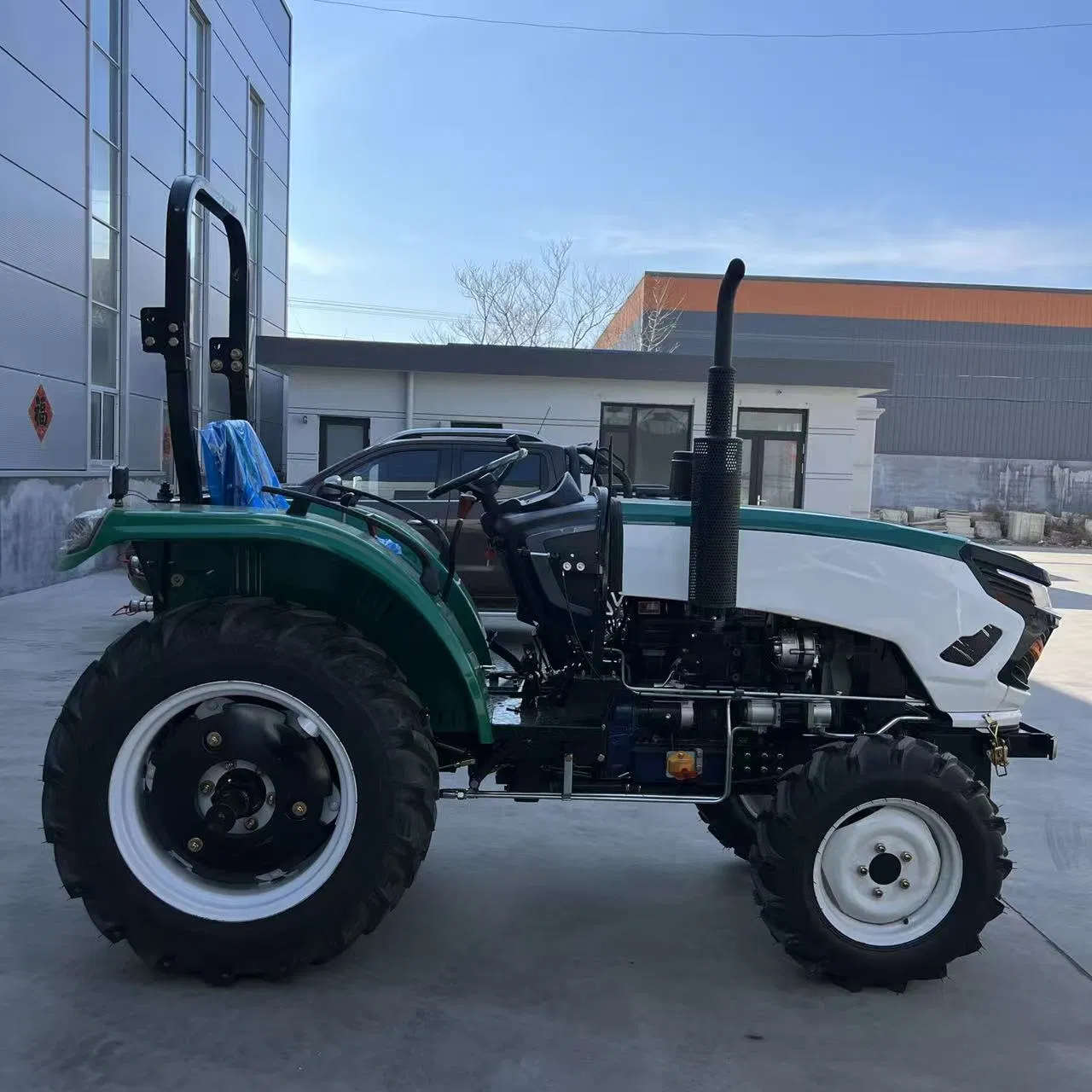 High-Performance 60HP 4WD Wheel Tractor for Agriculture Use