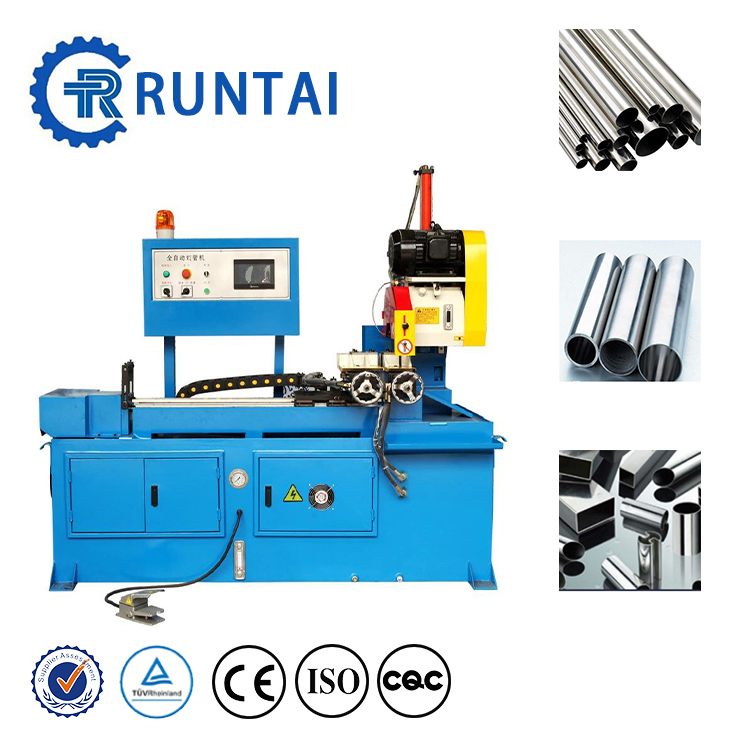 Apparecchiatura automatica per il taglio di tubi metallici