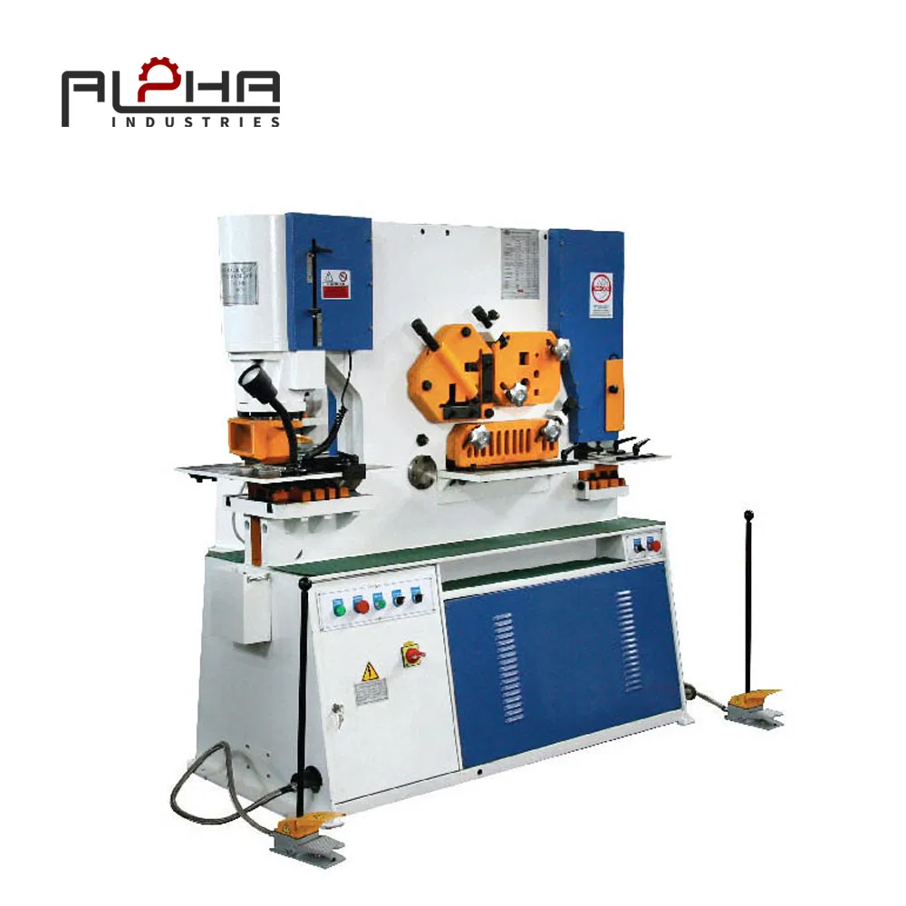 Macchina idraulica per ferro per punzonatura, taglio e intaglio dell'acciaio con telaio heavy-duty e design multifunzione