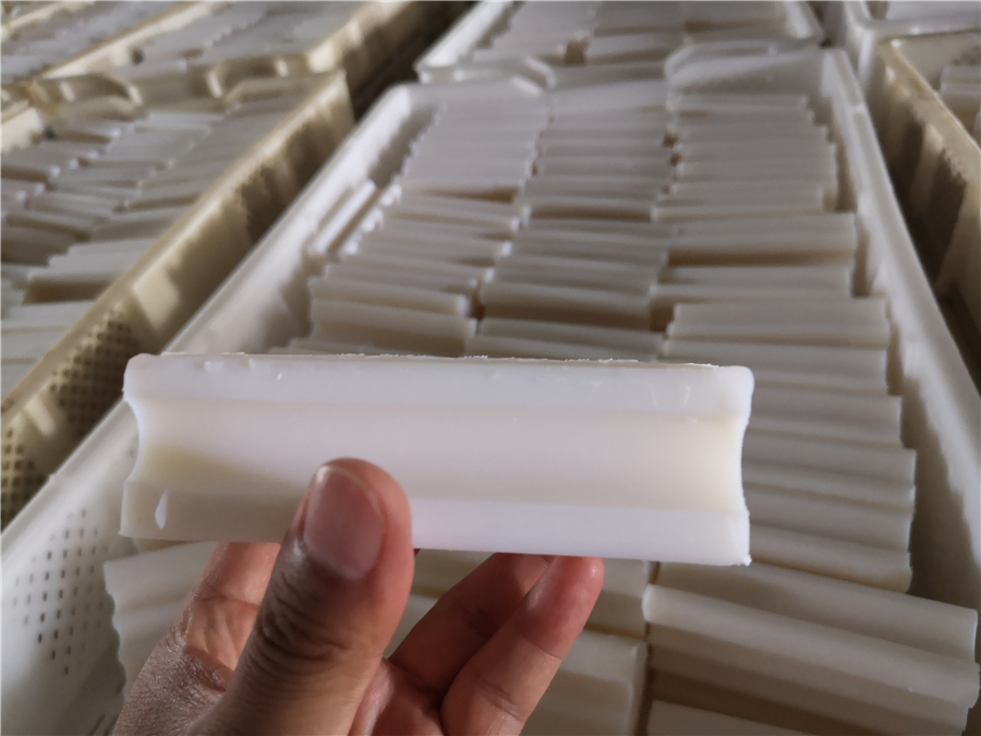 300kg/H Small Toilet Soap Making Machine Soap Production Machine
