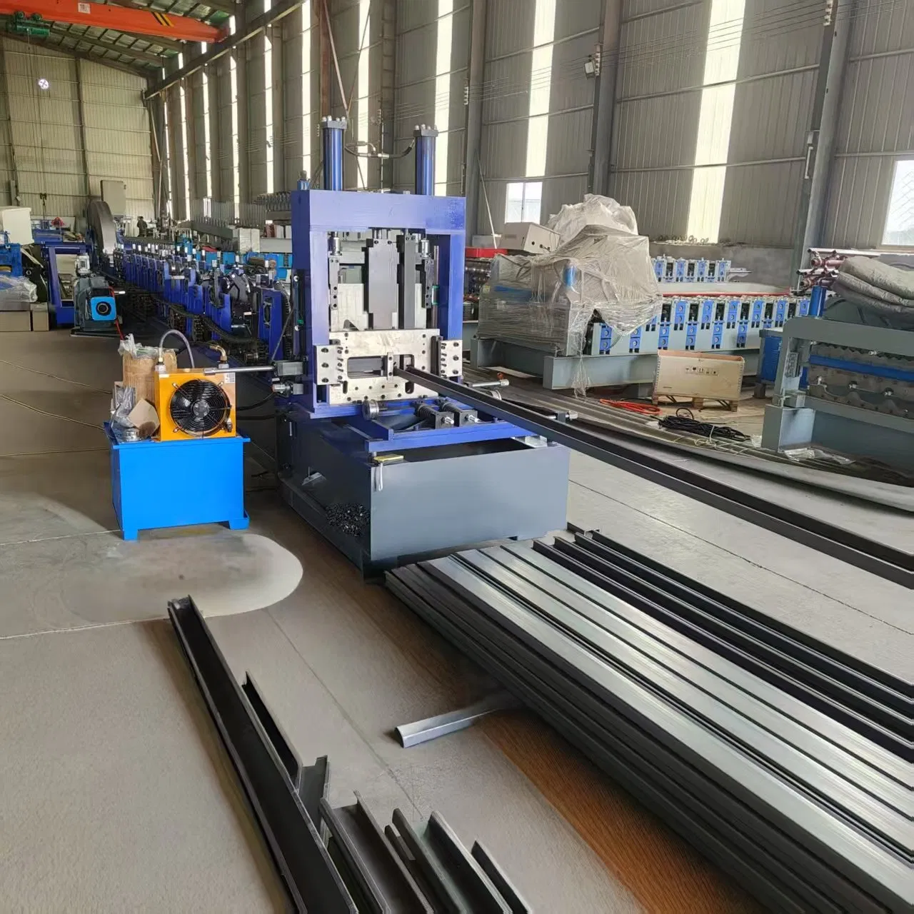 Fully Automatic CZ Purlin Roll Forming Machine for Steel Structure Buildings