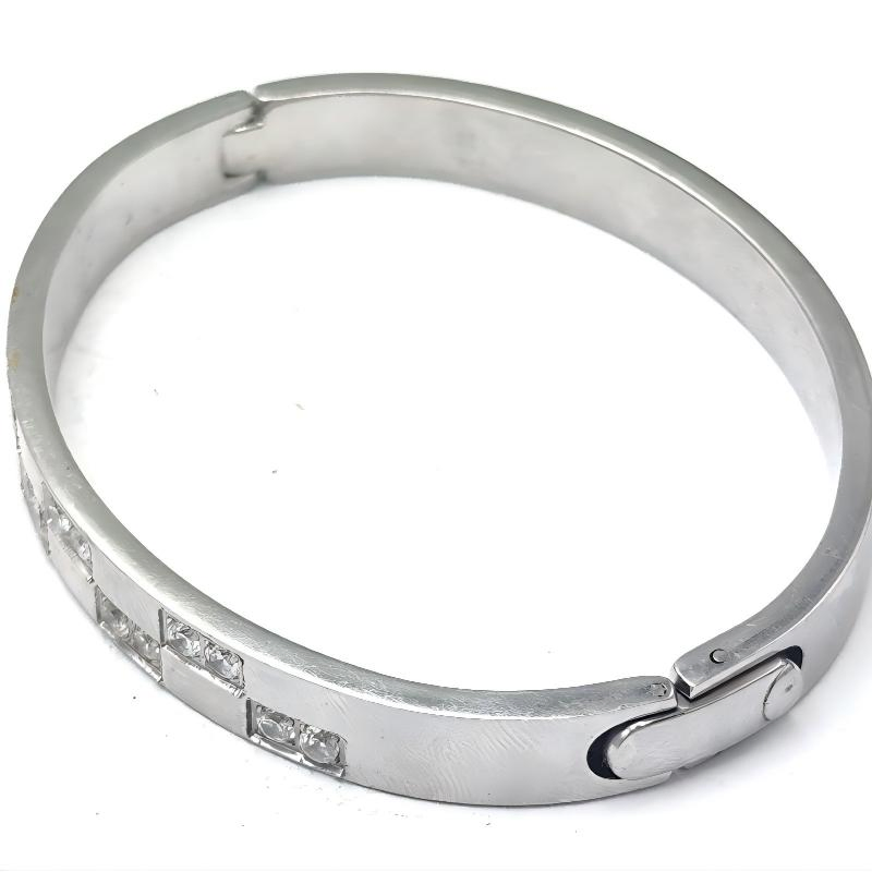 Lavorazione CNC a cinque assi ad alta precisione per bracciali in acciaio inossidabile