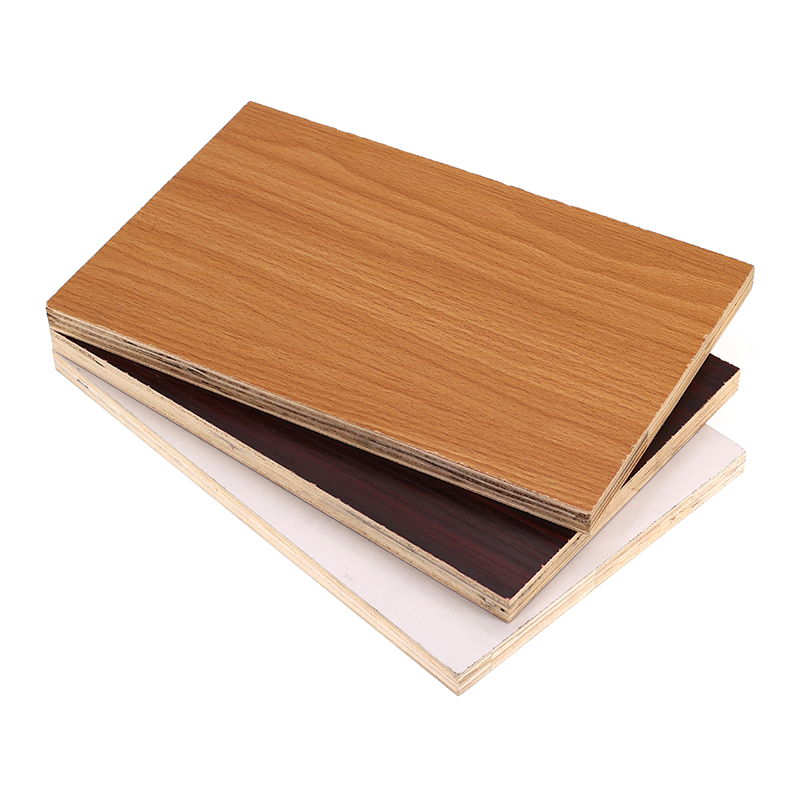 Pannello in compensato di legno duro con anima combinata e rivestimento melaminico da 18 mm per mobili per la casa, armadi e ante