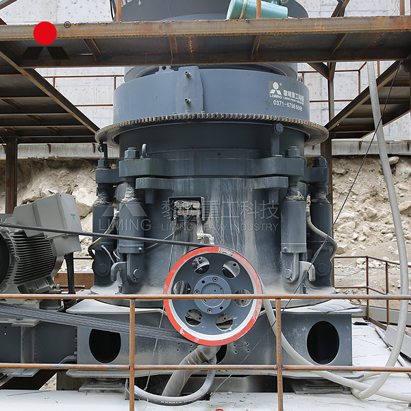 Concasseur à cône hydraulique minier pour minerai d'or, minerai de cuivre, minerai de fer