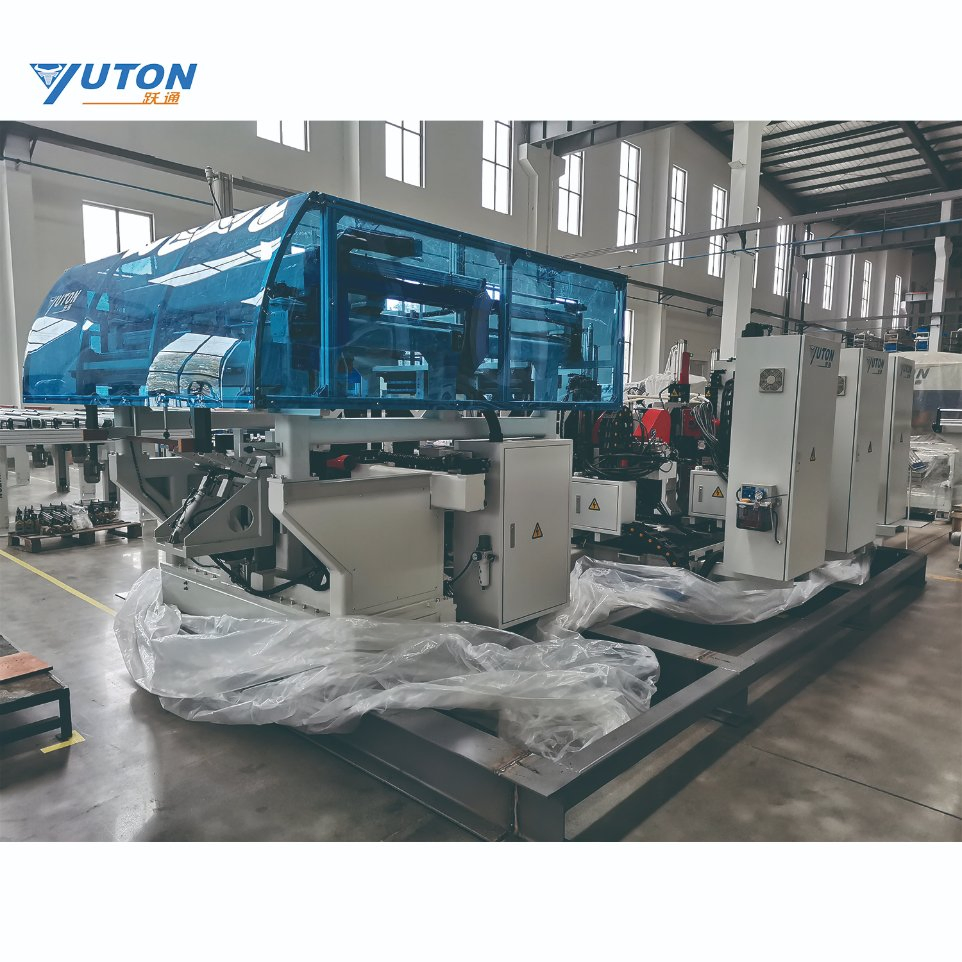خط إنتاج أوتوماتيكي بالكامل لسكة باب CNC Yuetong
