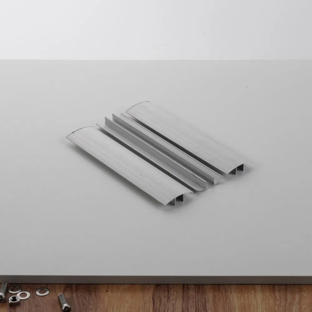 Copertura per rotaia di pannelli solari in alluminio, resistente alle intemperie, senza manutenzione e antiruggine, per un utilizzo a lungo termine