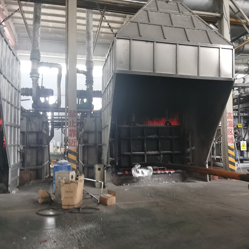 Forno fusorio industriale in alluminio da 28 tonnellate a olio combustibile