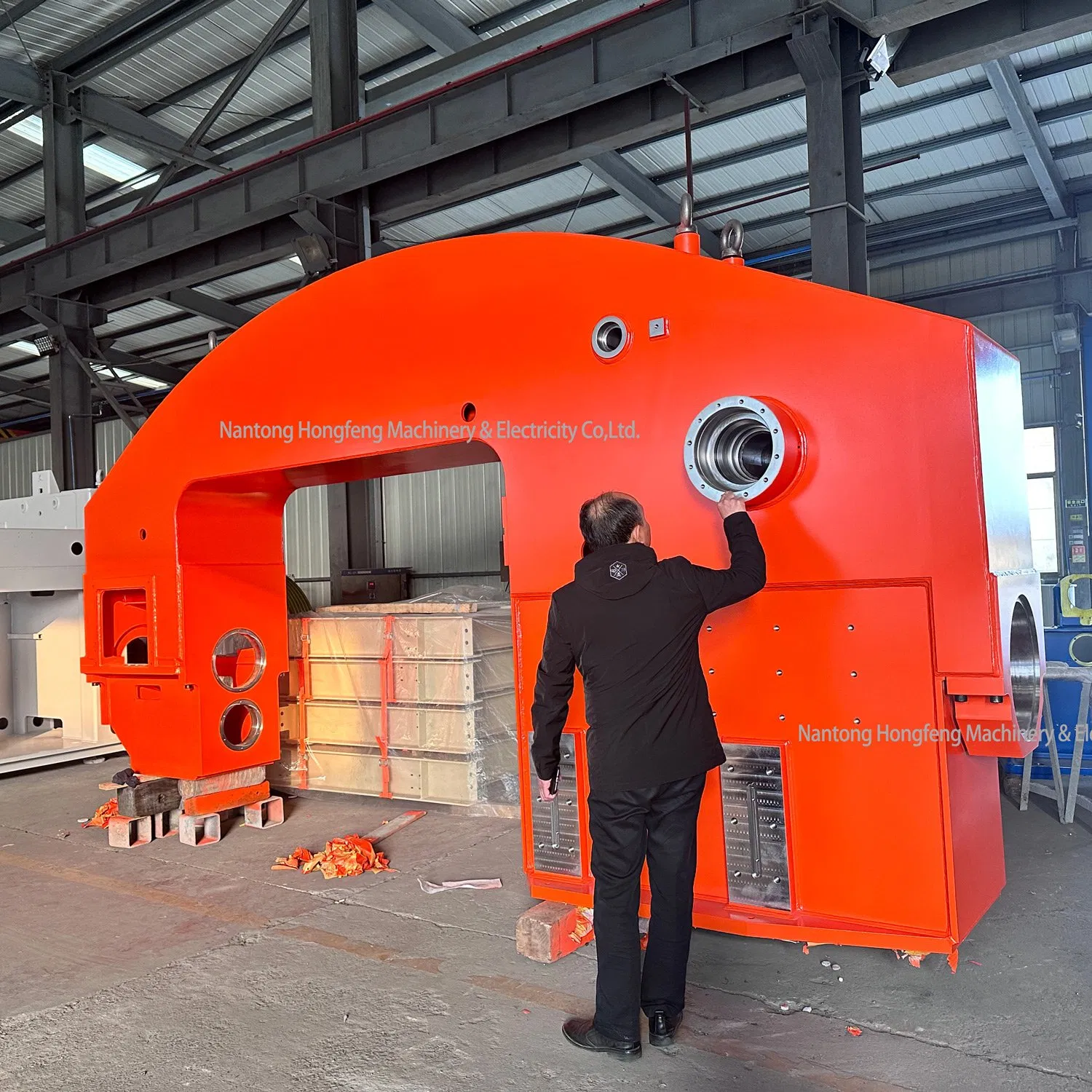 Componente per saldatura in acciaio al carbonio con rivestimento