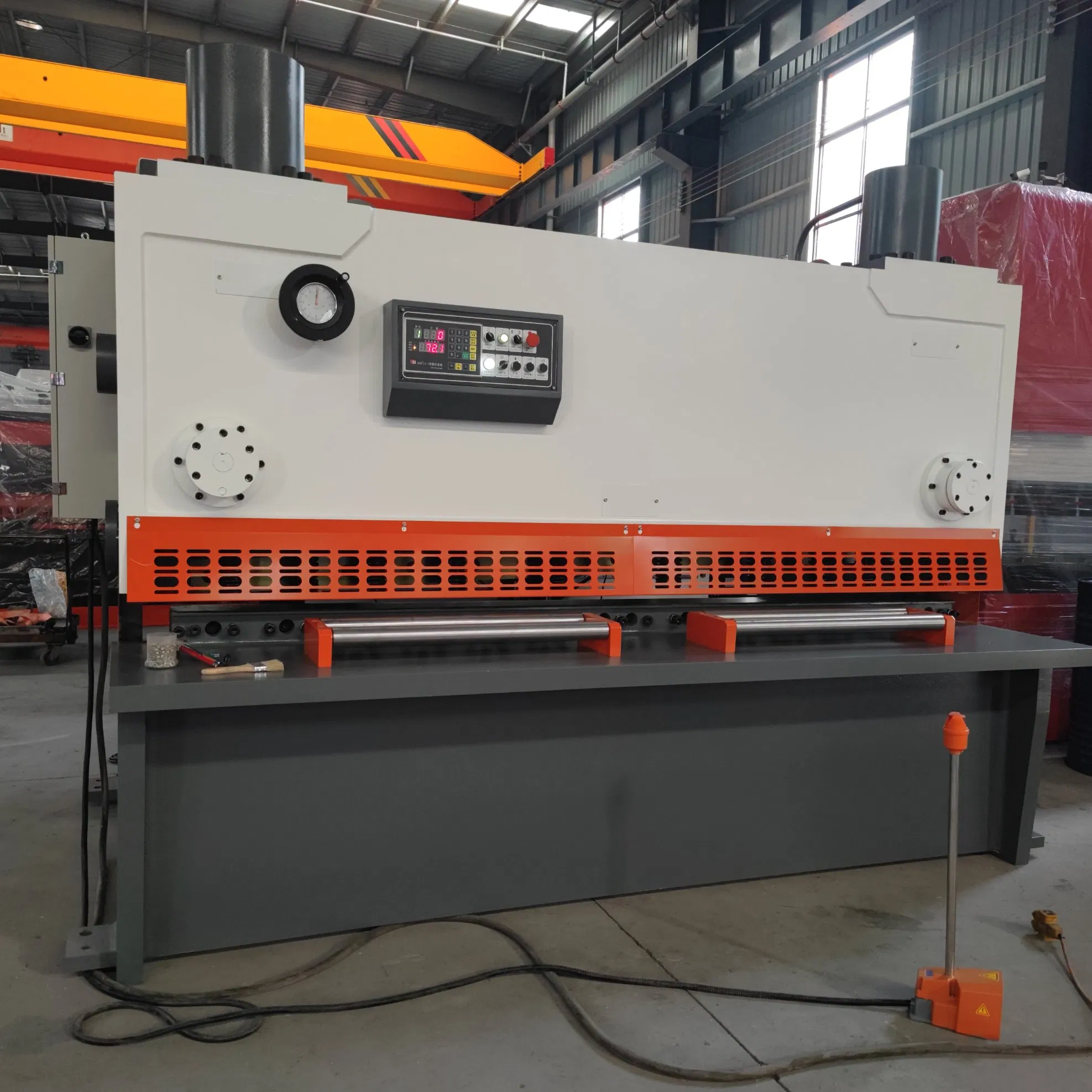 HS8 Series Hydraulic Guillotine Shear (Shearing Machine)
