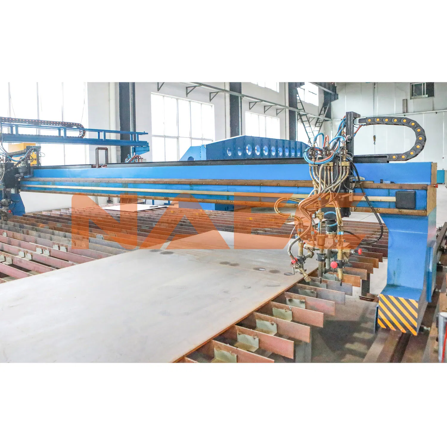 Macchina per taglio al plasma e laser per lastre metalliche CNC