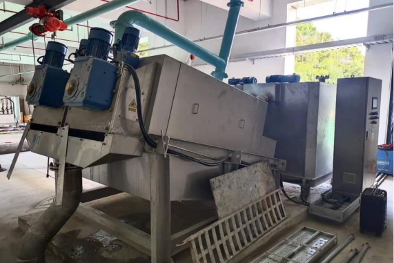 XF-SW Dual-Screw Double-Cutting Sludge Treatment Unit Self-Cleaning Stable Dewatering