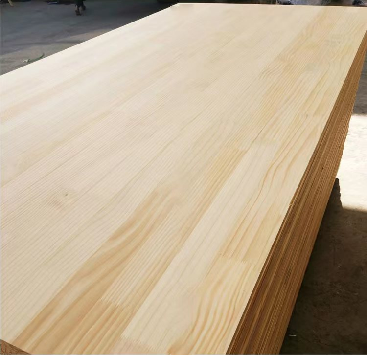 Spruce Pine Wood Lumber 18mm Finger Joint Radiata Pine Wood Boards