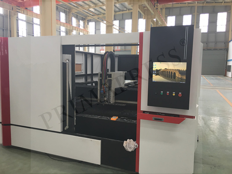500W Macchina per taglio laser in fibra CNC per acciaio inossidabile, acciaio al carbonio, ferro e metallo