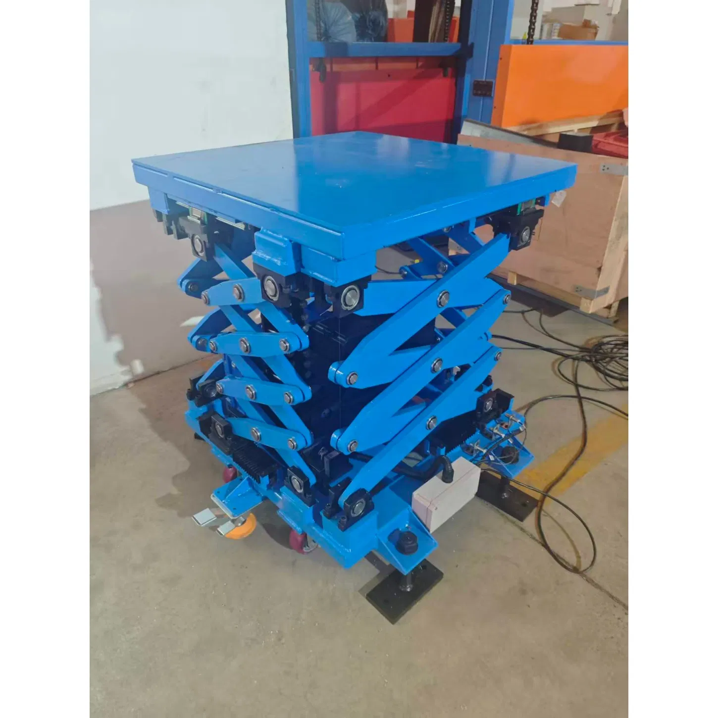 Outdoor Professional Stage Rigid Chain Lift Table for School Stage