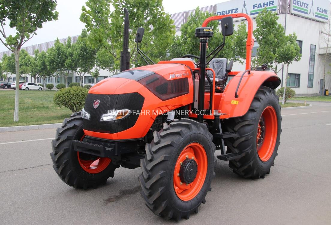 90HP 4WD Rops Model Agricultural Farm Tractor