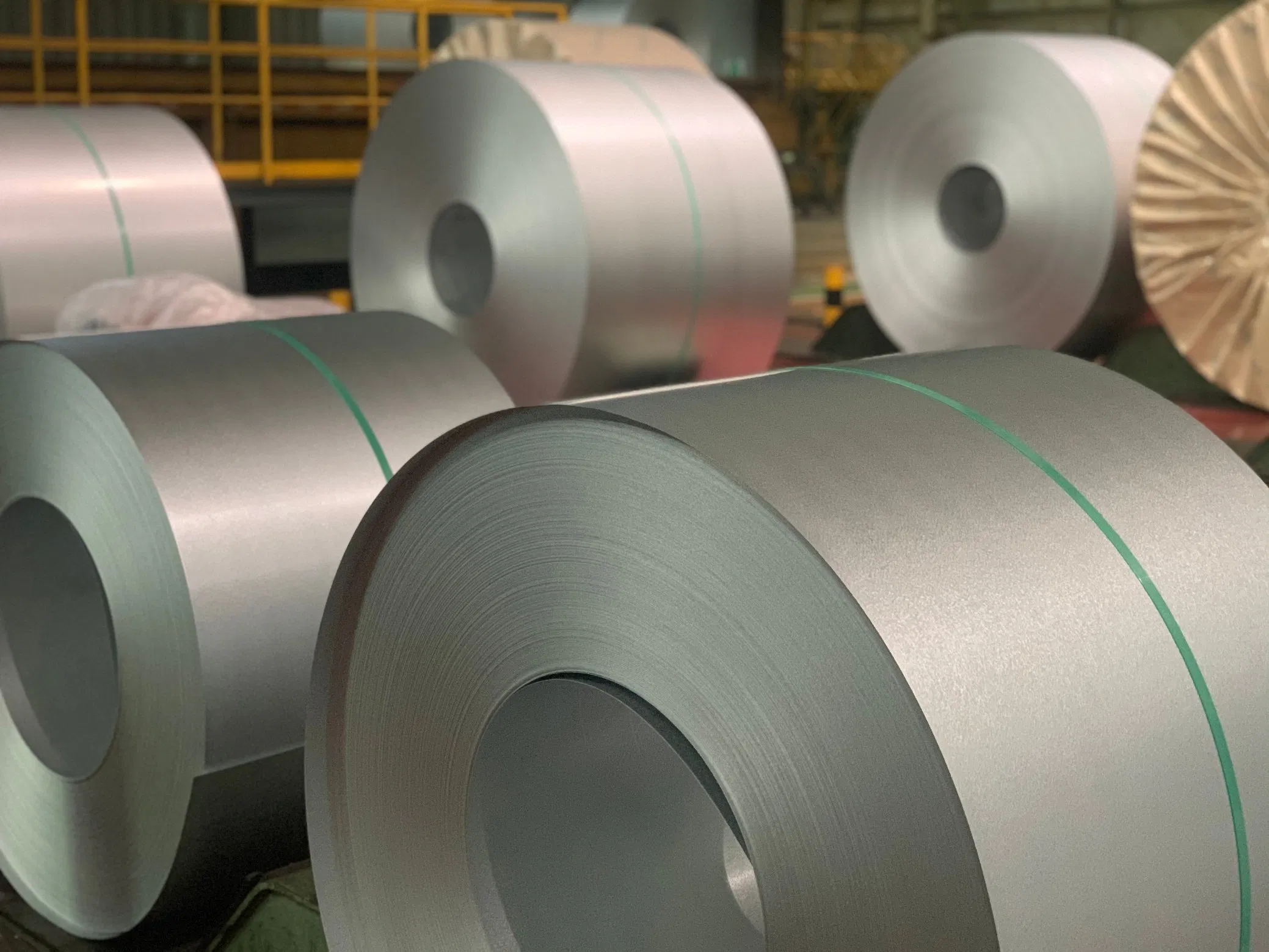 Zinc Aluminum Magnesium Coated Alloy Steel Coil