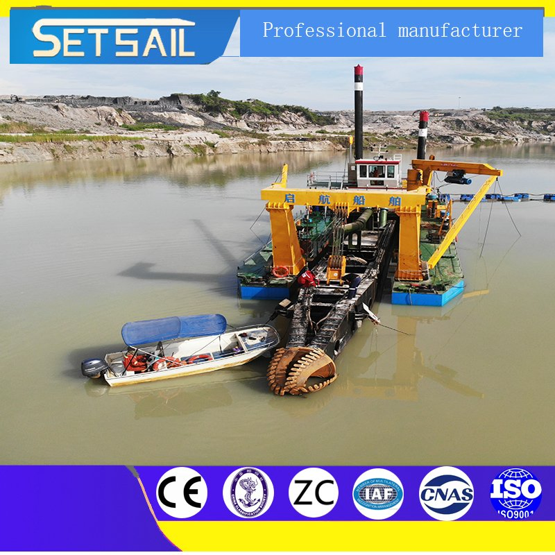 Draga a suzione con tagliente per sabbia con flusso d'acqua personalizzato automatico da 3500/4000/5000/6000 m3, macchina idraulica diesel per dragaggio di fango minerario per attrezzature di dragaggio
