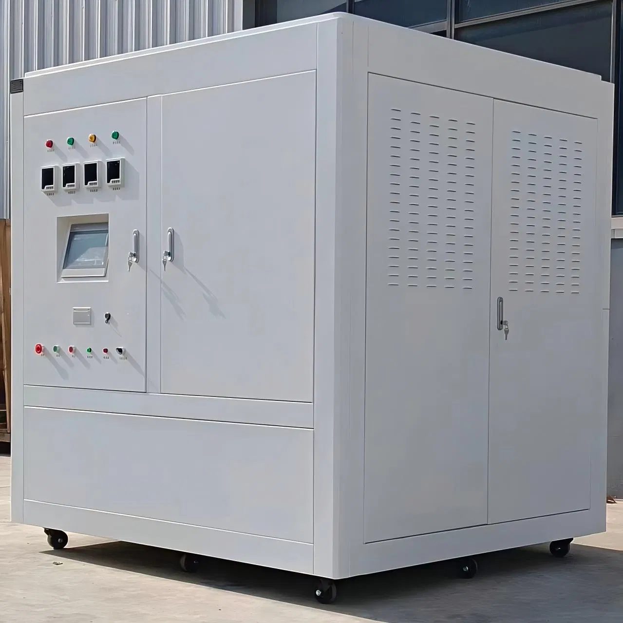 Three-Phase High Current Generator for Temperature Rise Test of Circuit Breakers Switchgear