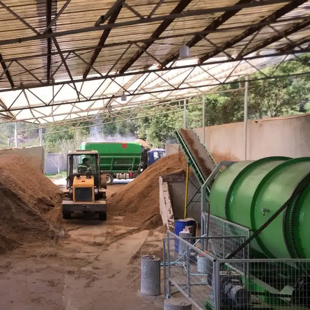 Cow Barn Manure Aerobic Fermentation Composter for Fertilizer and Bedding Material