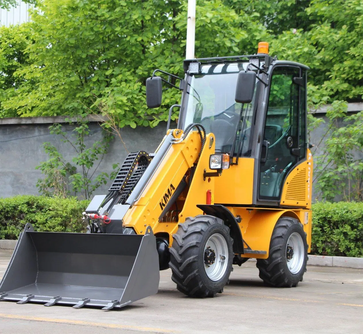 KIMA K1000ET Electric Loader with Telescopic Boom
