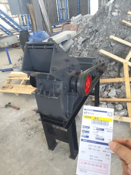 Petit concasseur à marteaux portable avec moteur diesel et moteur CA