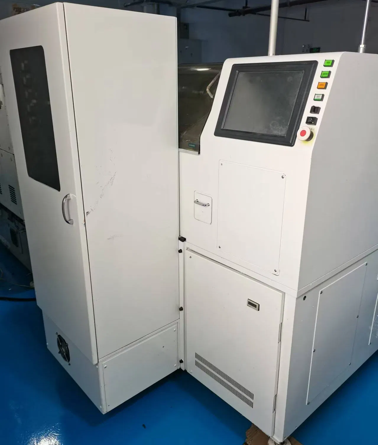 Apparecchiatura di assemblaggio SMT Macchina posizionatrice per chip LED con protezione dell'operatore
