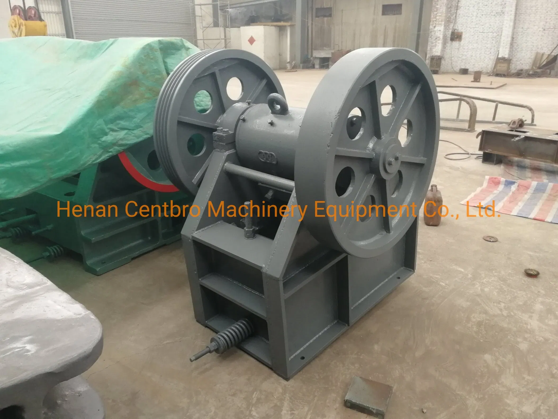 PE200-350 Mobile Jaw Crusher Machine for Building Scraps Disposal