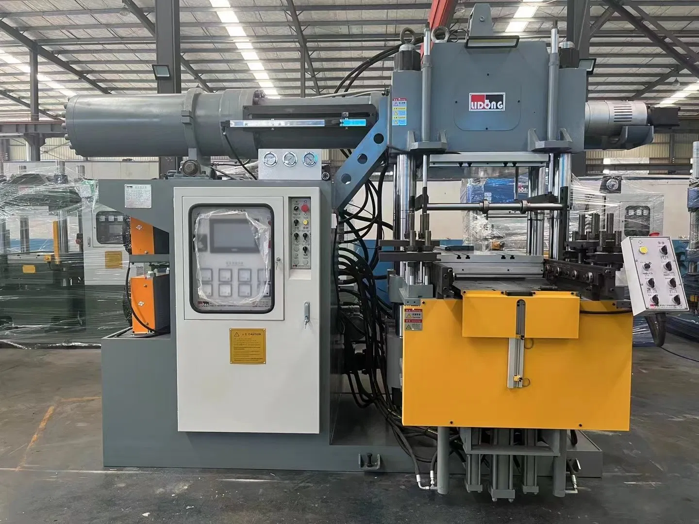 Machine de moulage par injection de caoutchouc Rh200t Rh300t Rh250t