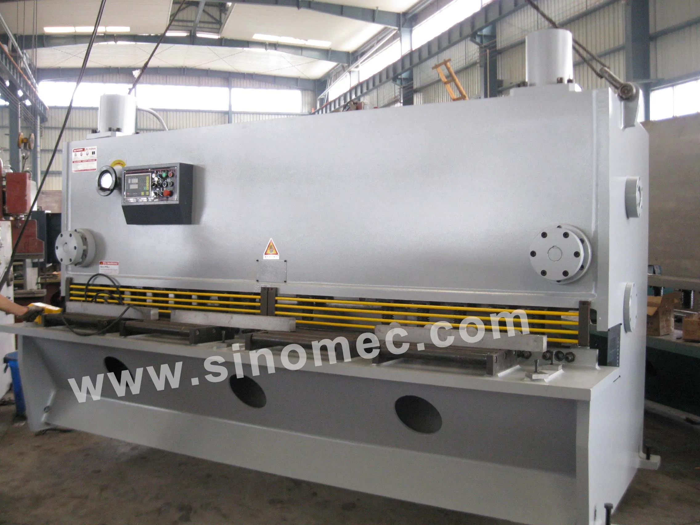 CNC-Hydraulische Tafelschere / CNC-Schneidemaschine (QC11K-10X3200)