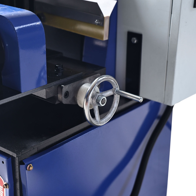 High Precision Cylindrical Polishing Machine with Efficient Automatic Feeding System
